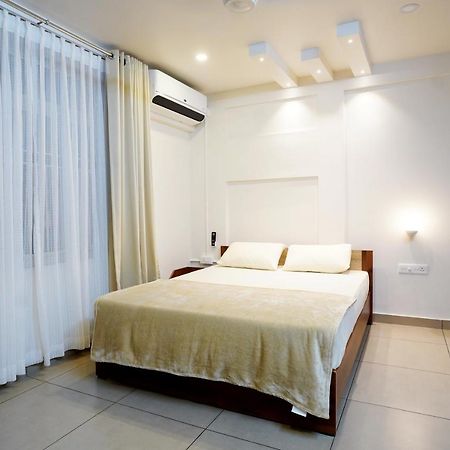 Kadampanattu'S Homestay Kochi Exterior foto